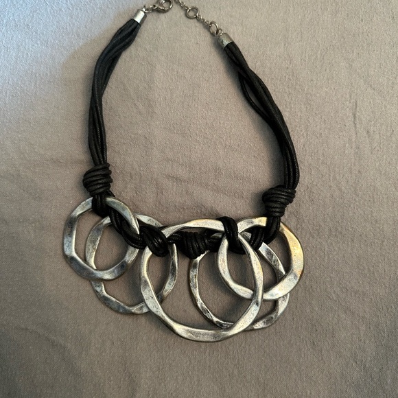 Karma Bella necklacee - Picture 1 of 5